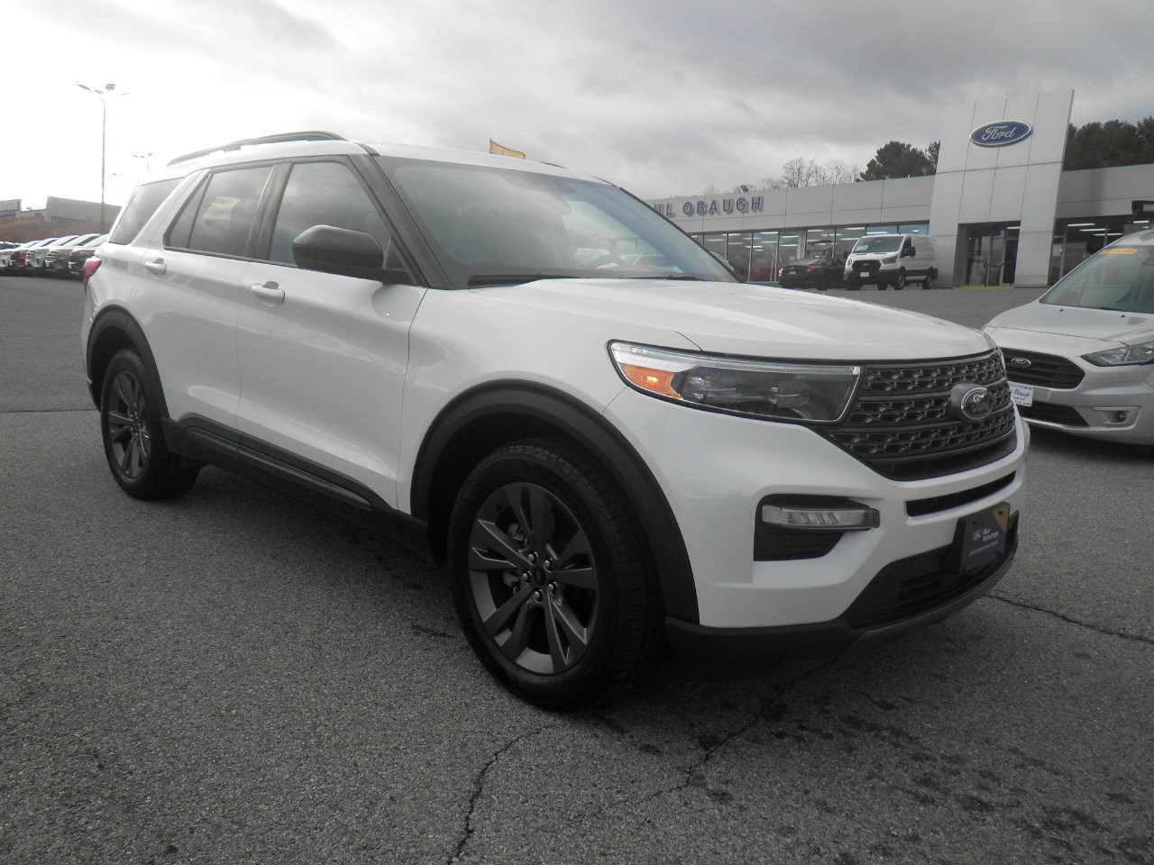 2023 Ford Explorer XLT's photo
