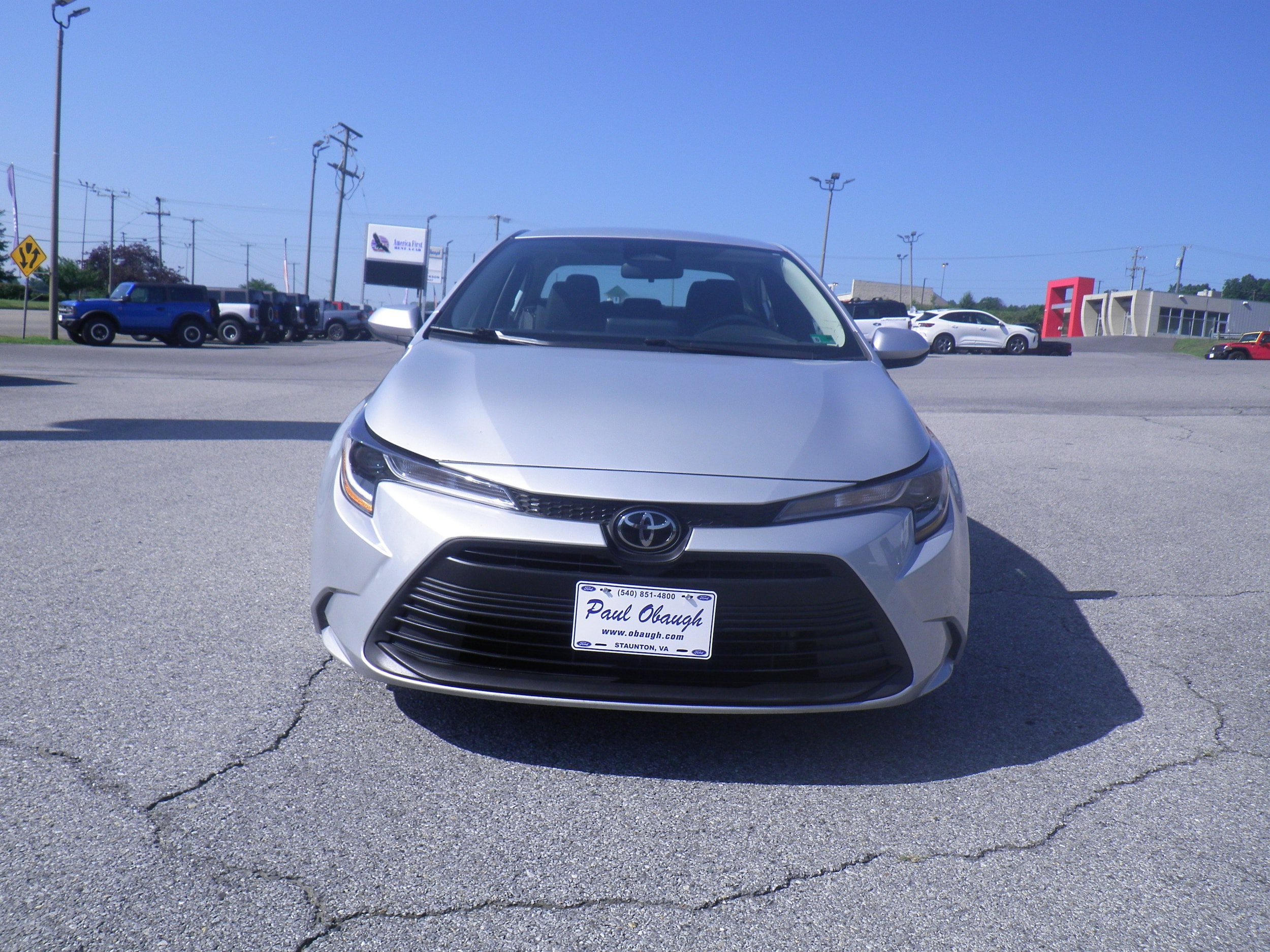 Used 2023 Toyota Corolla LE with VIN 5YFB4MDE3PP051003 for sale in Northfield, Minnesota