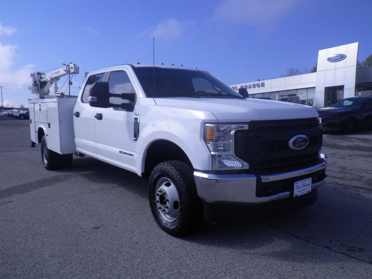 2022 Ford F-350 Super Duty Chassis Cab