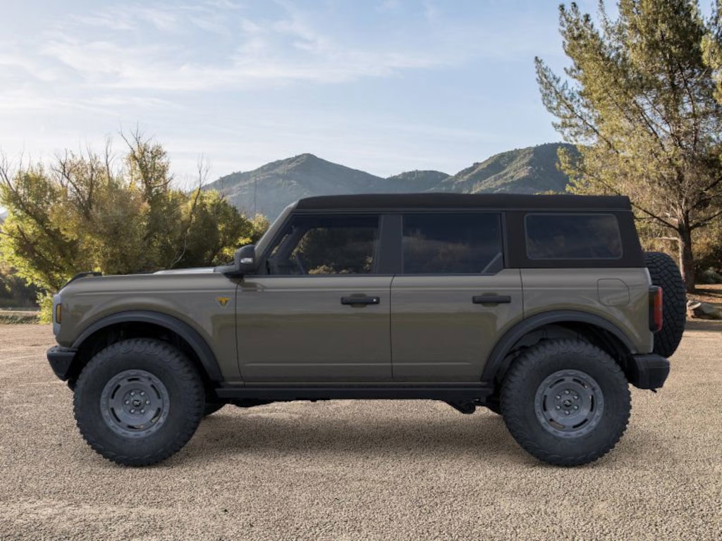 New 2025 Ford Bronco Badlands SUV