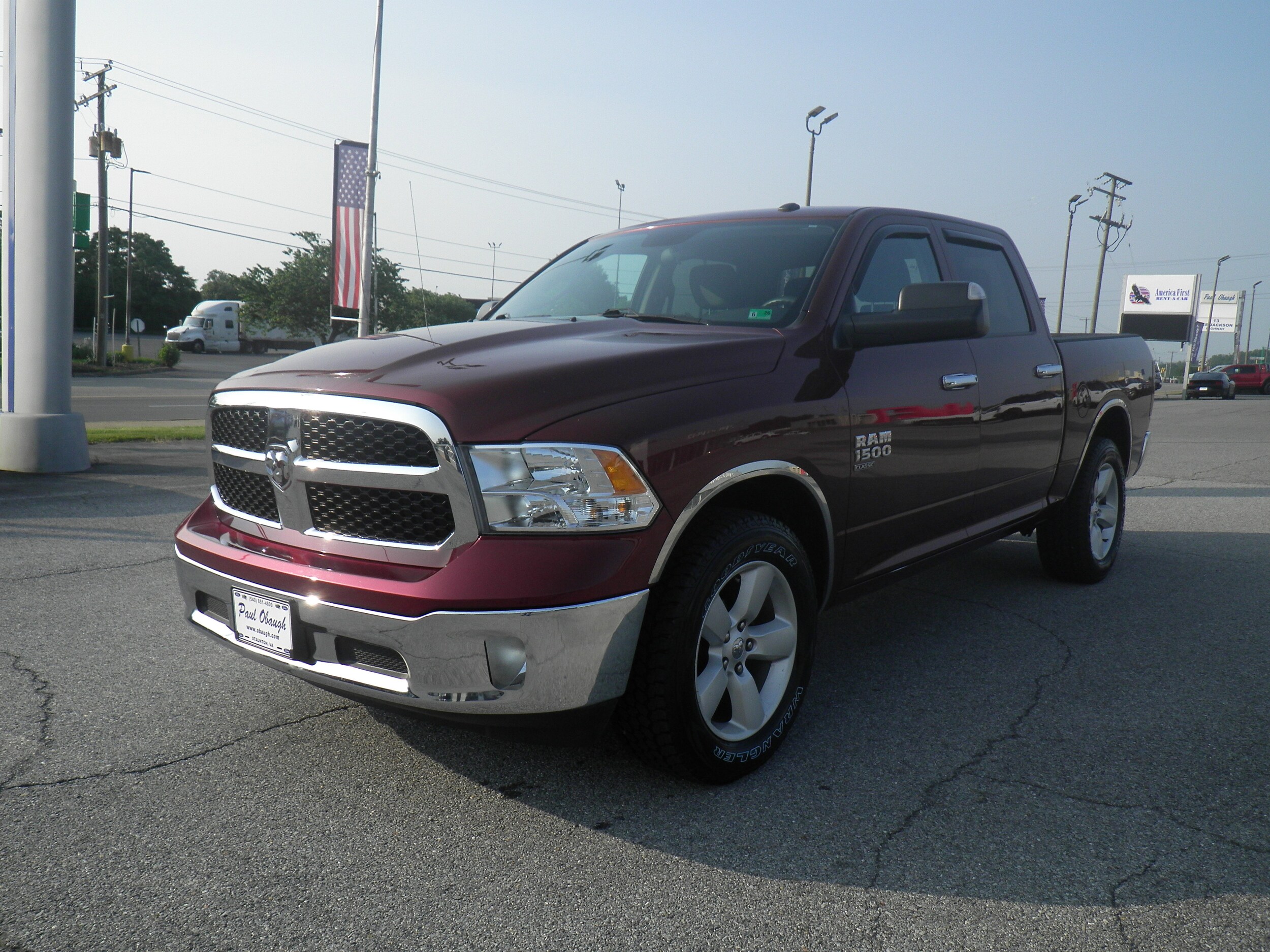 2021 Ram 1500 Classic Tradesman photo 3