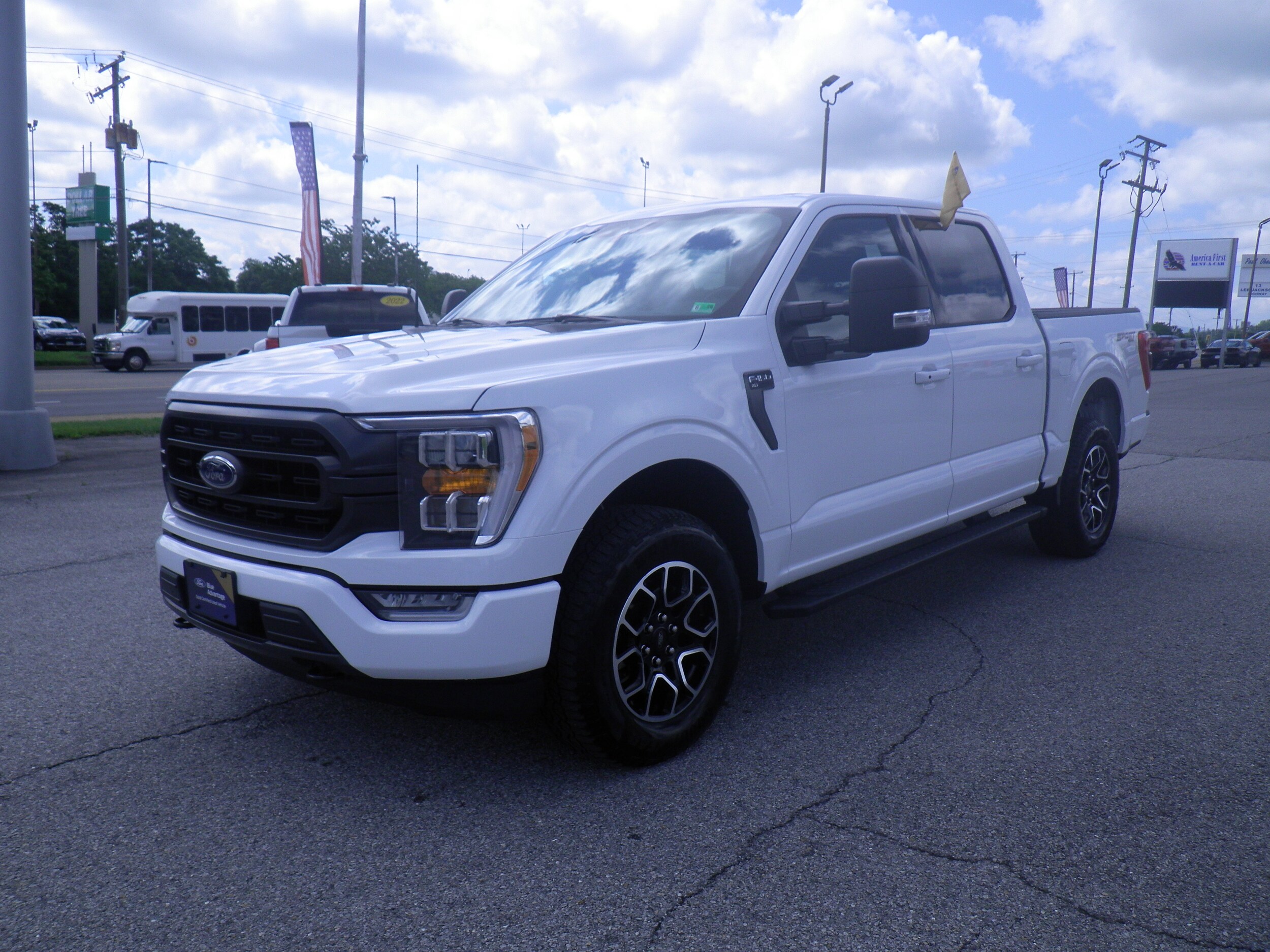 2022 Ford F-150 photo 3