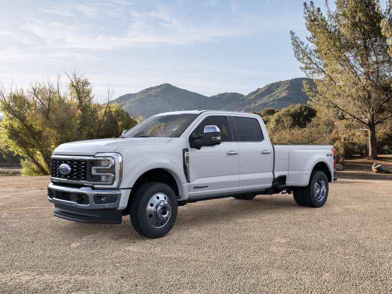2026 Ford F-450 Lariat 4x4 Crew Cab 8' Box DRW's photo