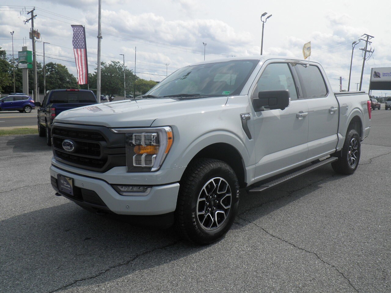 2023 Ford F-150 photo 3