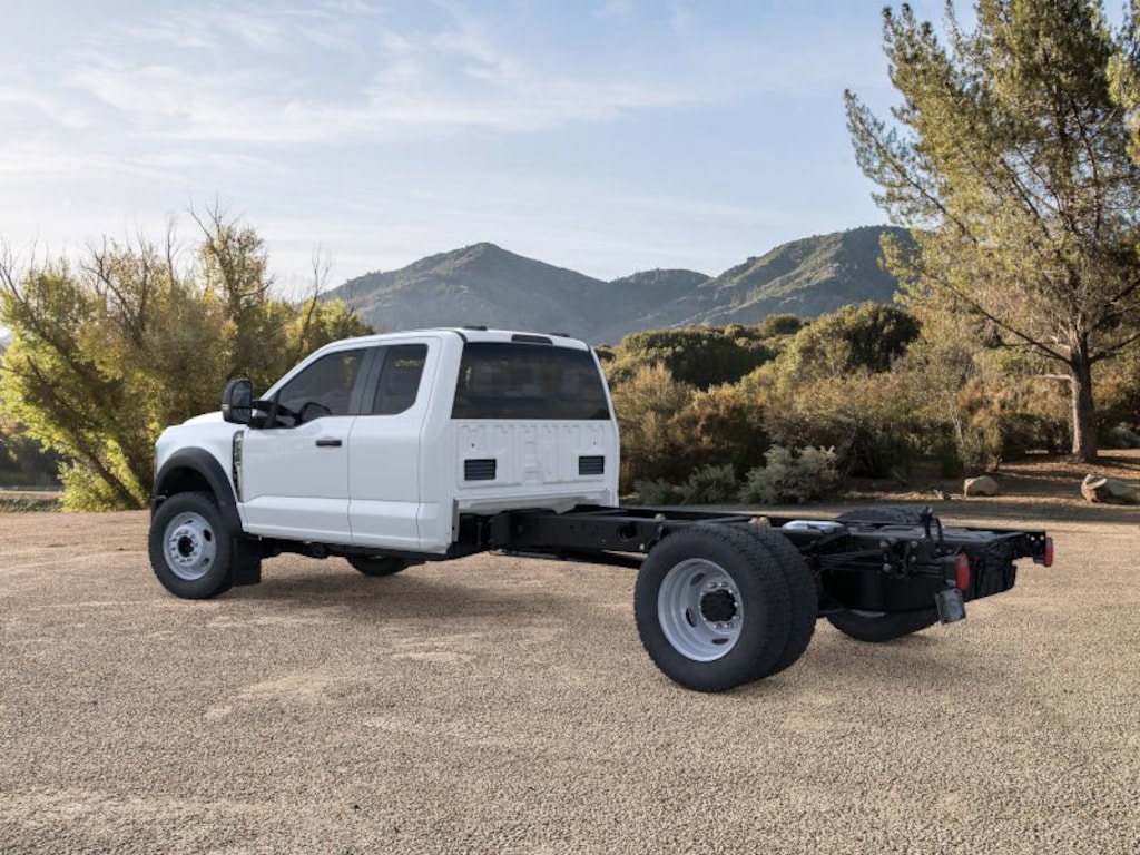 New 2026 Ford F-550 Chassis Truck Super Cab