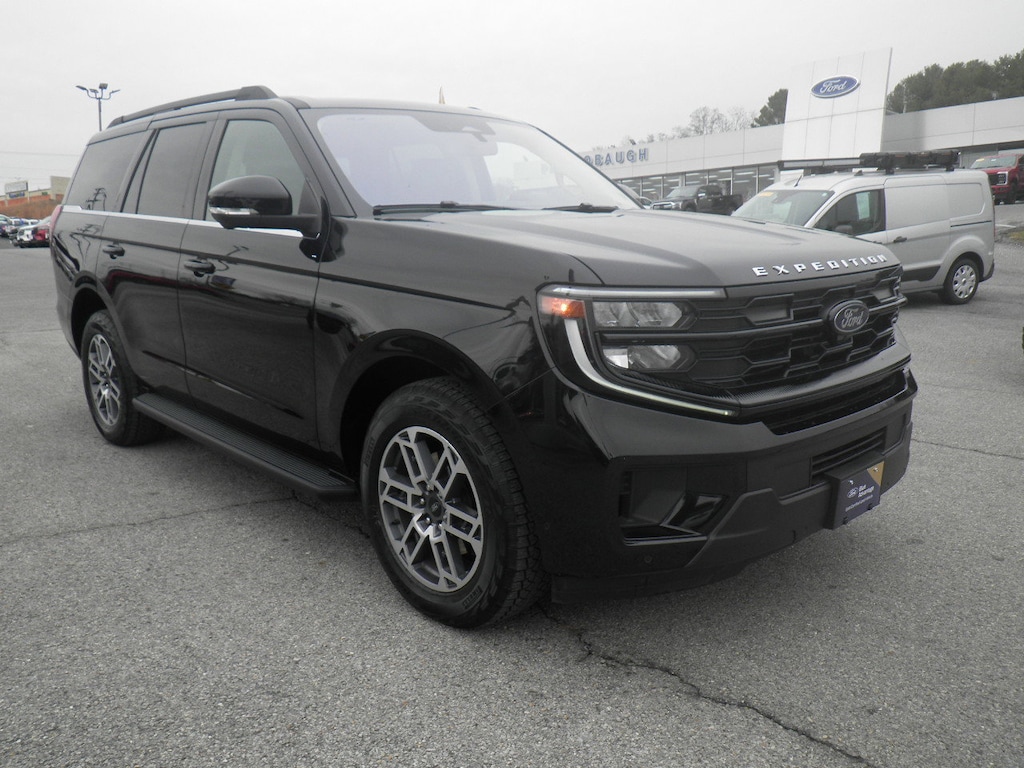 Used 2025 Ford Expedition Active SUV