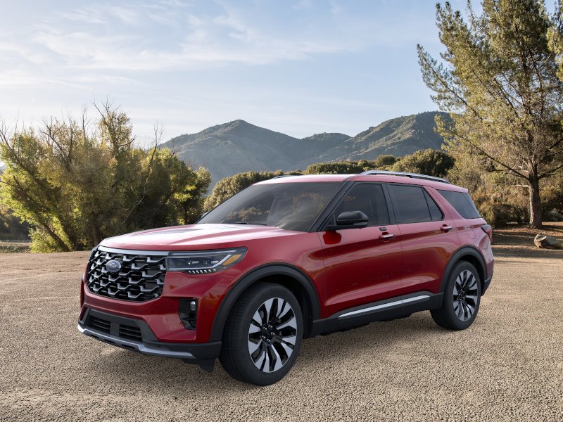 2026 Ford Explorer Platinum 4WD's photo