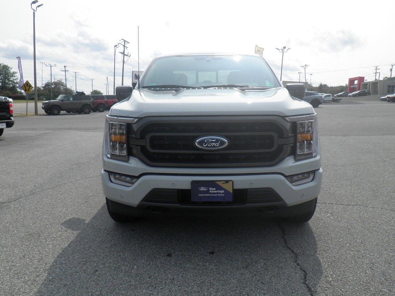 2023 Ford F-150 photo 2