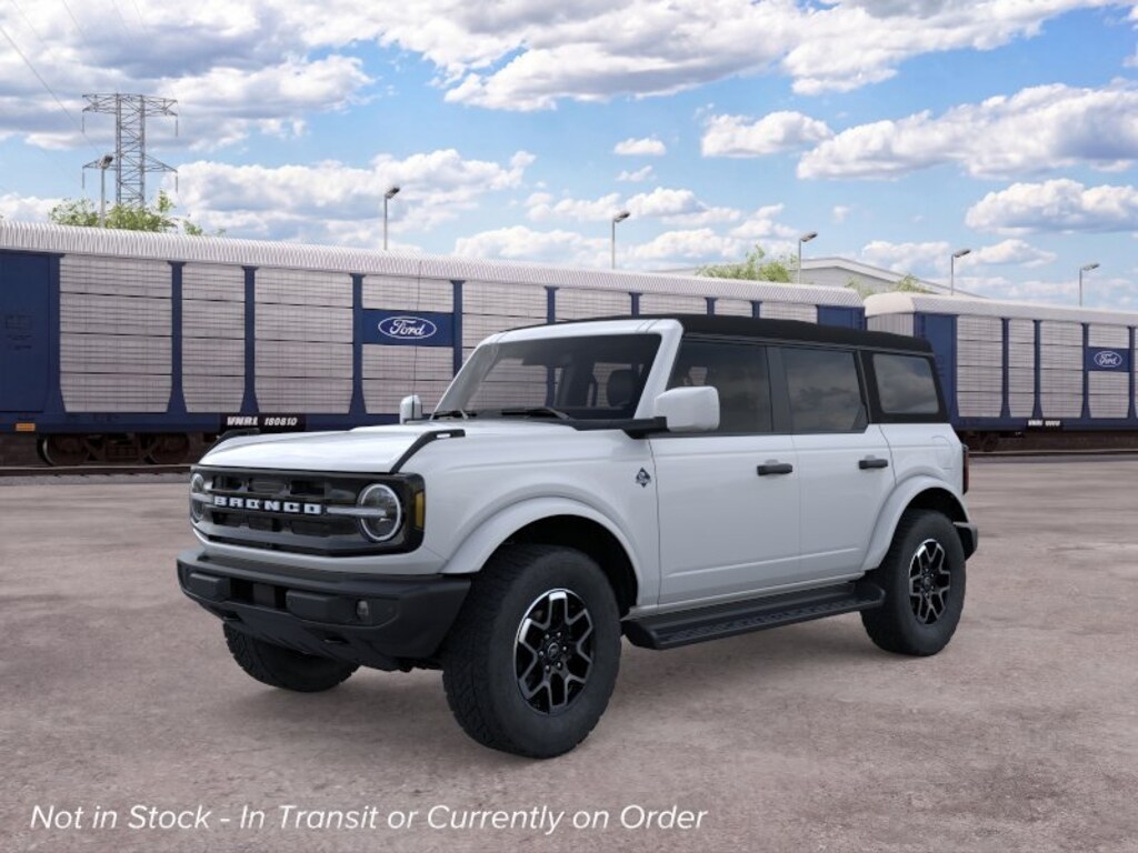 New 2026 Ford Bronco Outer Banks SUV