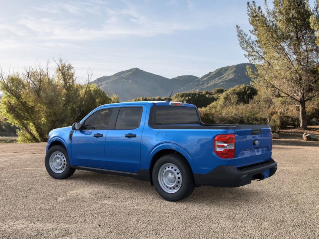 New 2025 Ford Maverick XL Truck SuperCrew