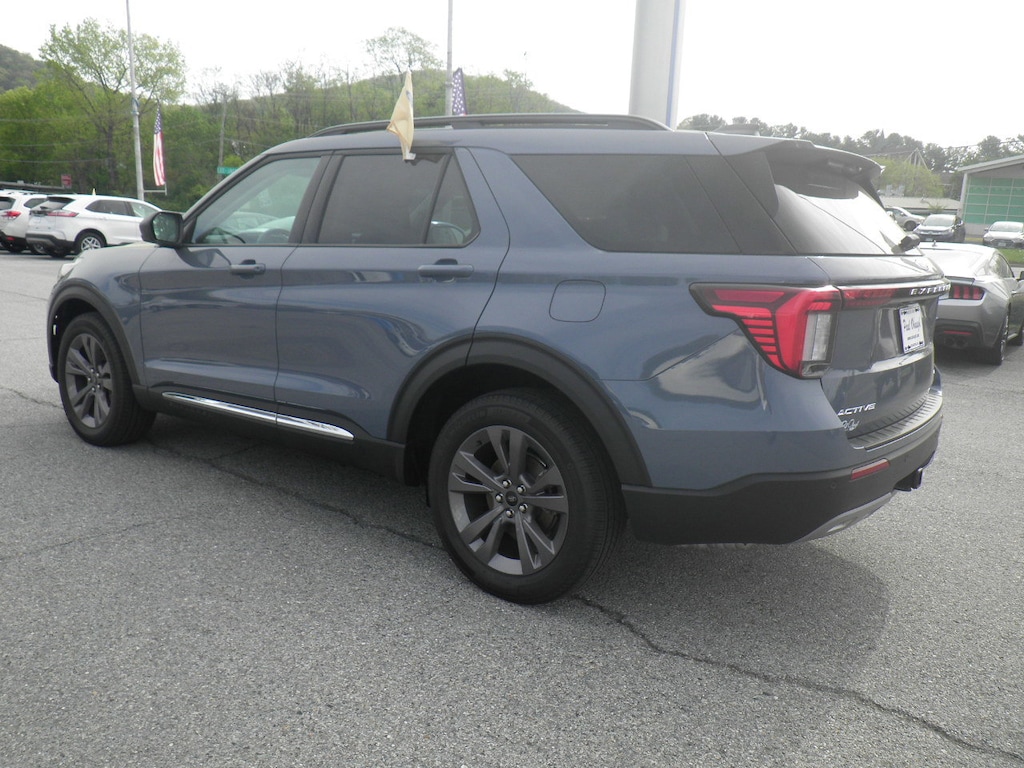 Certified 2025 Ford Explorer Active SUV