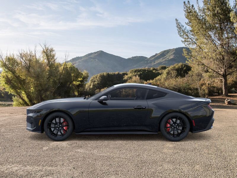 2025 Ford Mustang GT photo 3