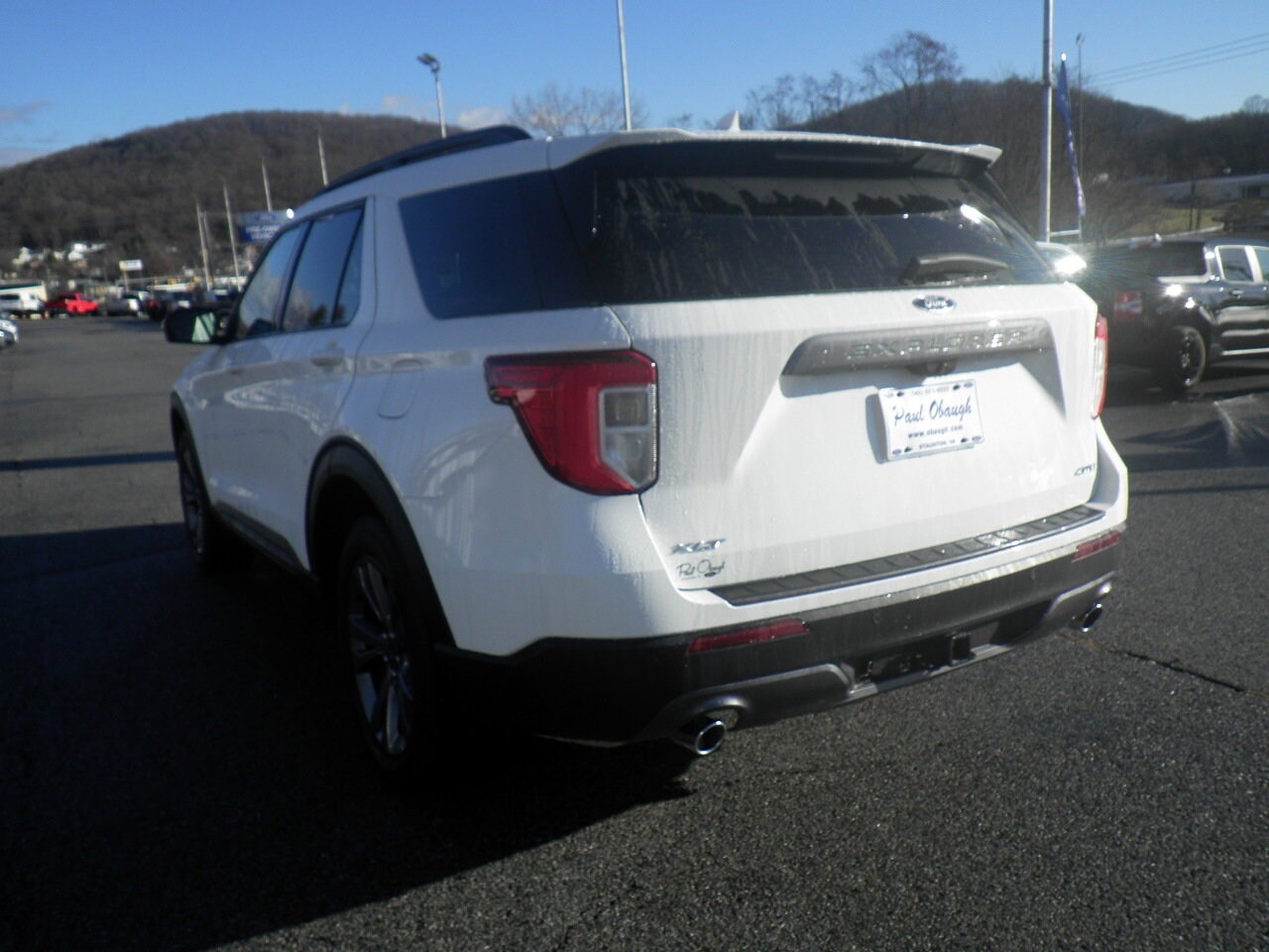 2023 Ford Explorer XLT photo 4