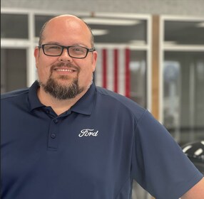 Staff member Dustin (Walnut) Shull from ID_0e0fc44e280d
