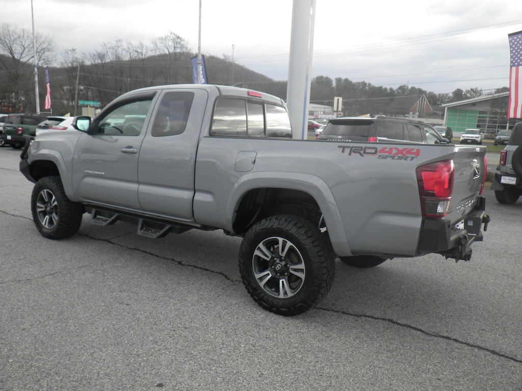 Used 2018 Toyota Tacoma TRD Sport V6 Truck Access Cab