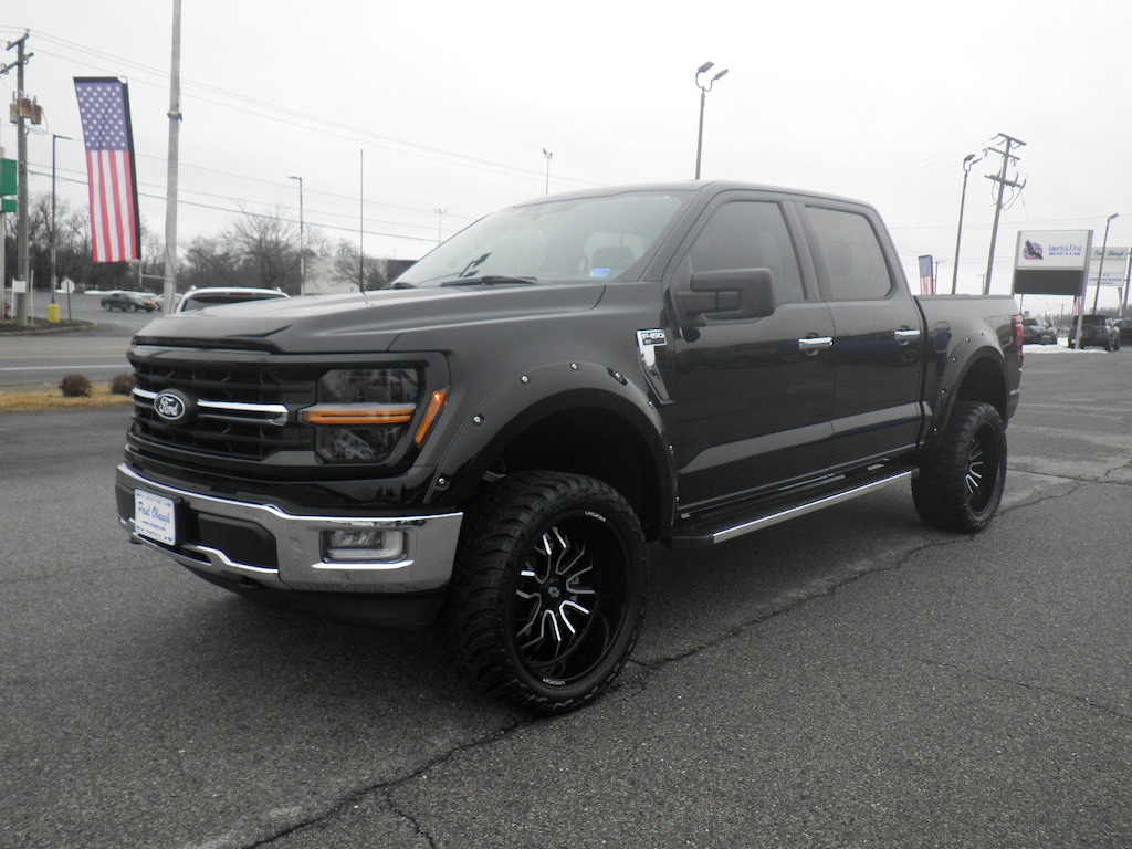 Used 2025 Ford F-150 XLT Truck SuperCrew Cab