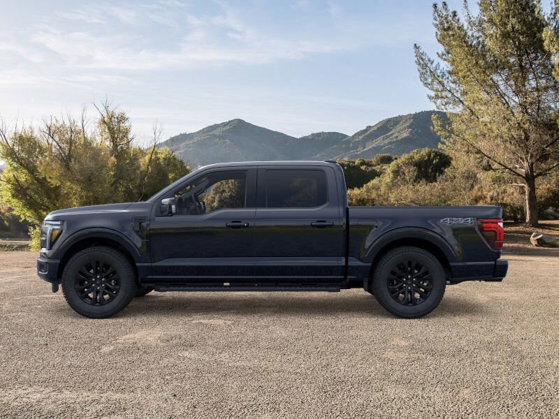 2025 Ford F-150 Lariat photo 3