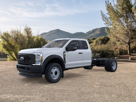 2026 Ford F-550 Chassis Truck Super Cab