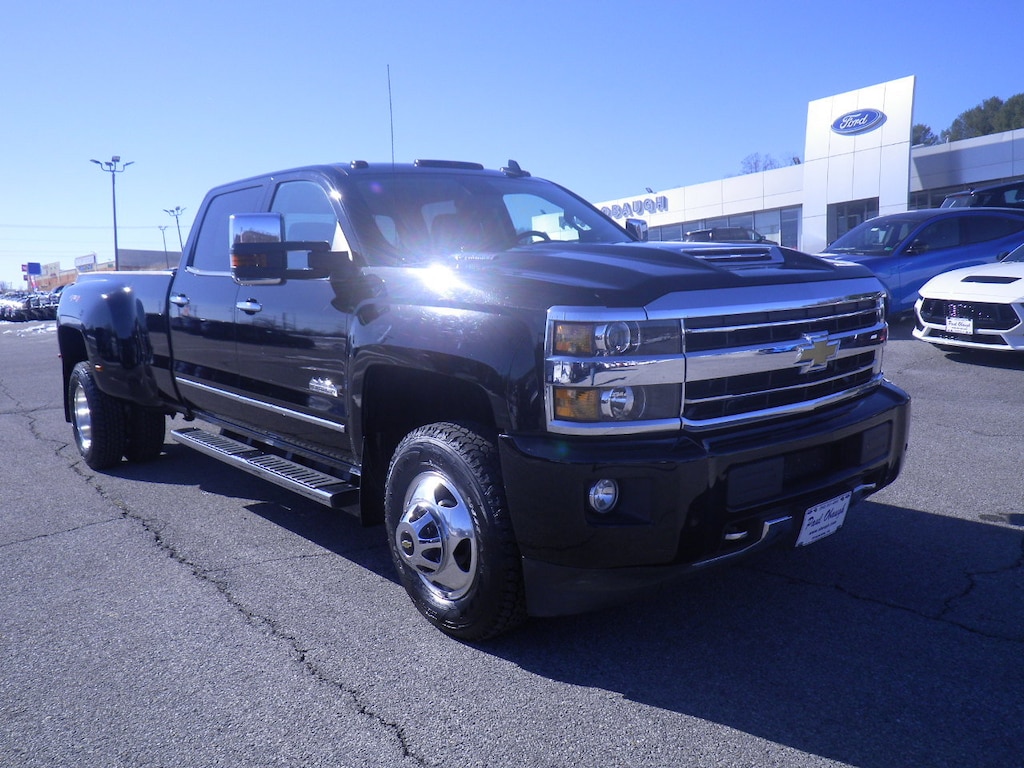 Used 2018 Chevrolet Silverado 3500HD High Country Truck Crew Cab