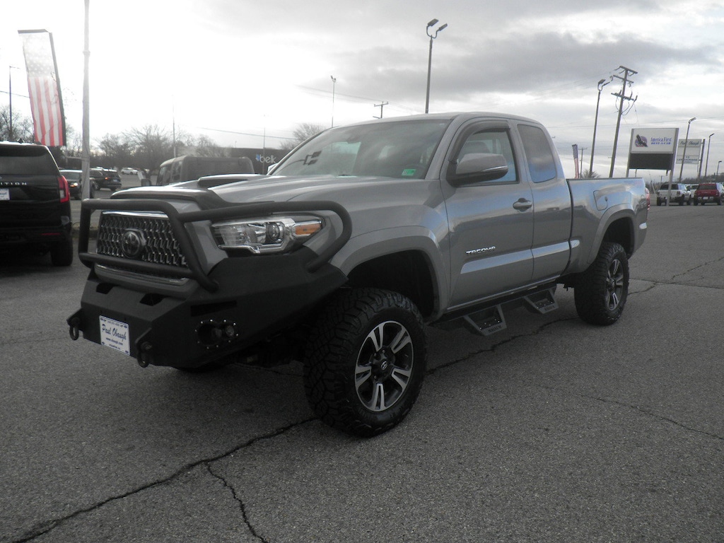 Used 2018 Toyota Tacoma TRD Sport V6 Truck Access Cab