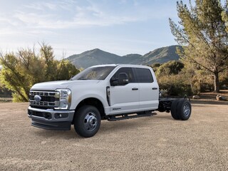 2026 Ford F-350 Chassis Truck Crew Cab
