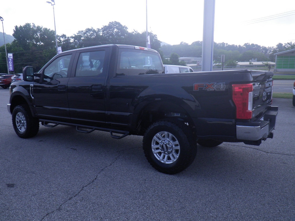 Used 2017 Ford F-250 Truck Crew Cab