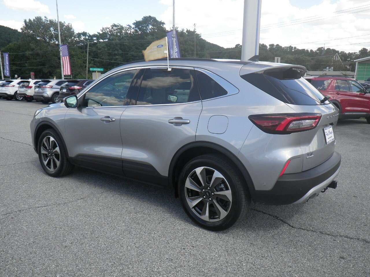 2023 Ford Escape Platinum photo 4