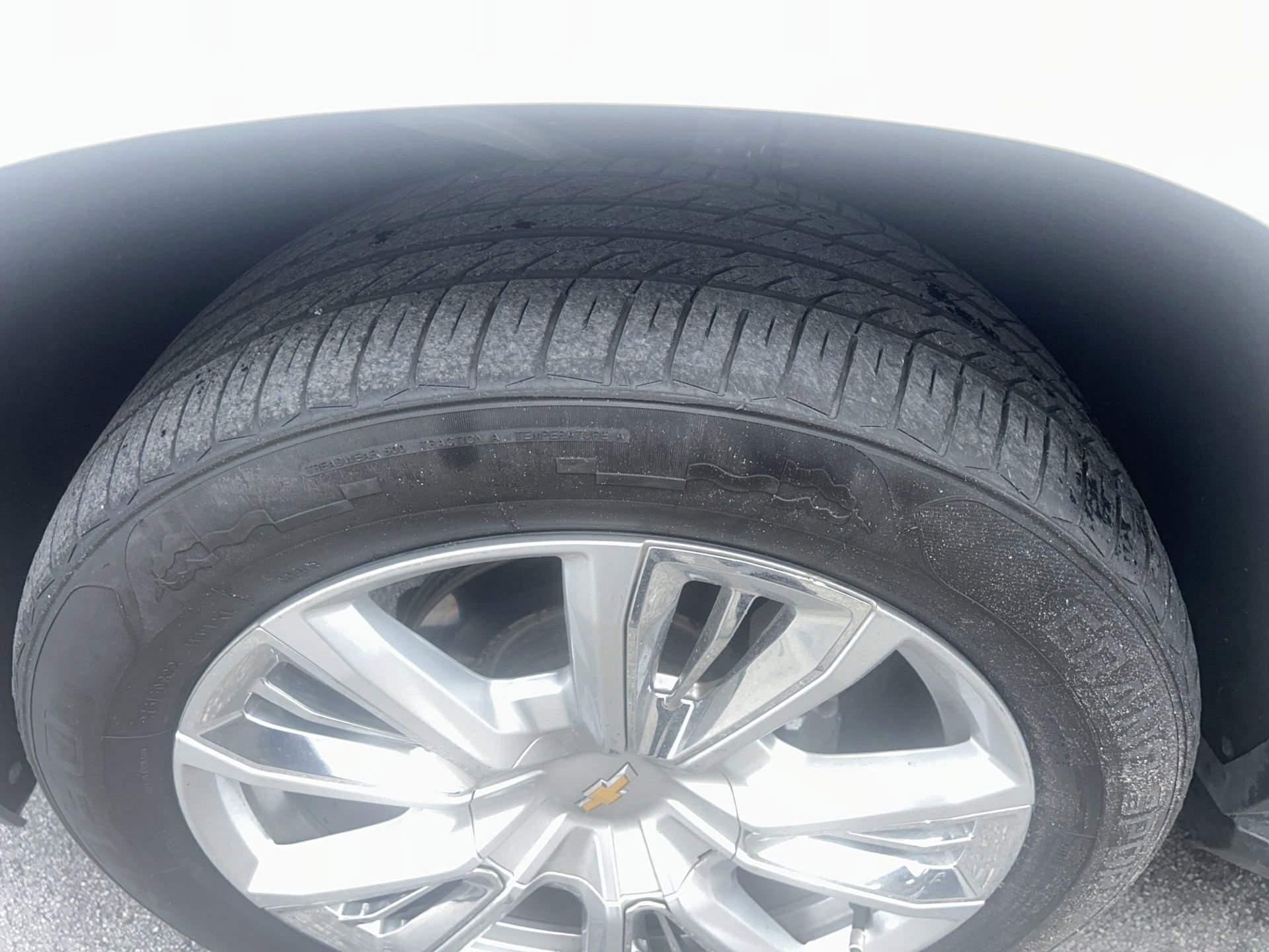 2022 Chevrolet Tahoe High Country photo 2