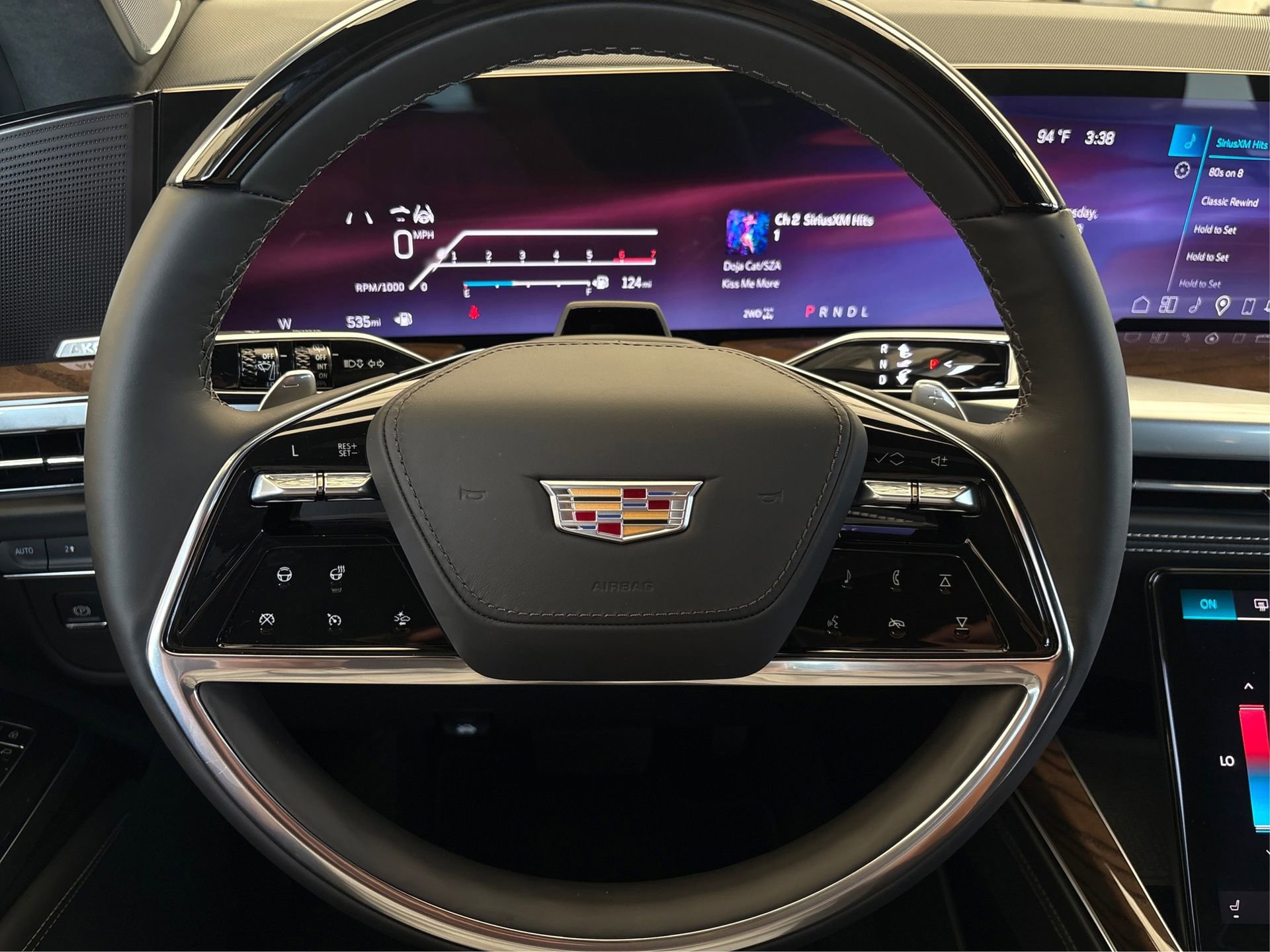 2026 Cadillac Escalade Platinum Sport - Photo 19
