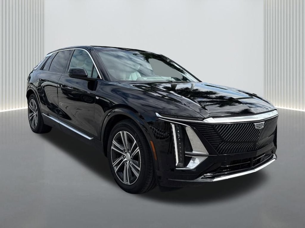 Used 2024 CADILLAC LYRIQ Luxury 1 SUV