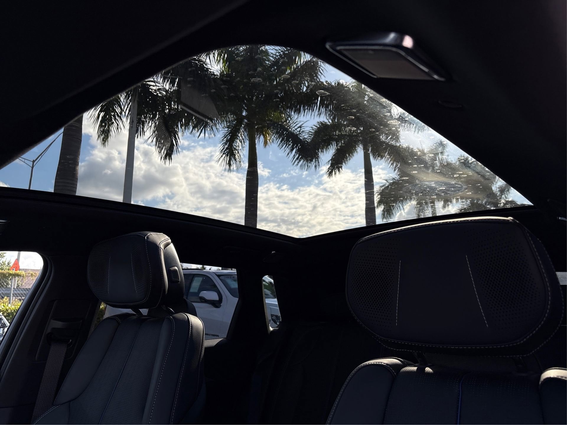 2026 Cadillac LYRIQ Premium Sport - Photo 33