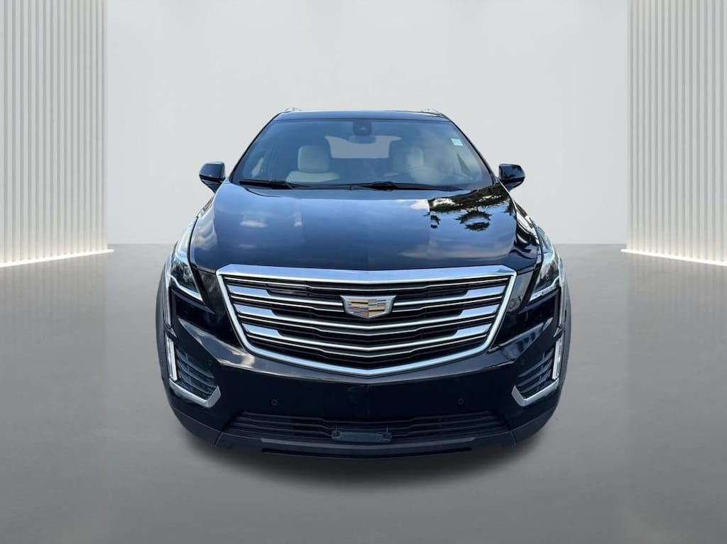 Used 2019 CADILLAC XT5 Premium Luxury FWD SUV