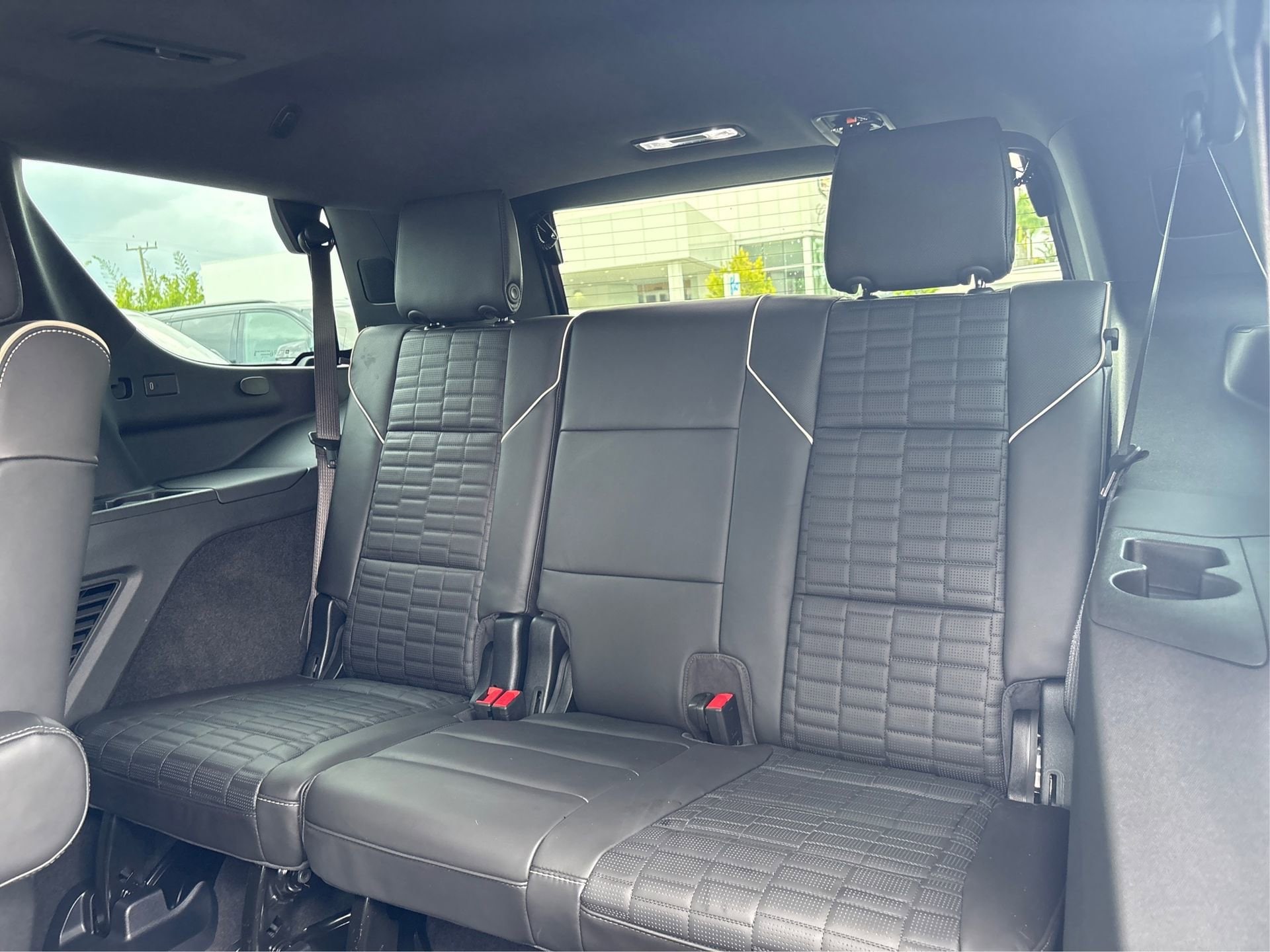 2026 Cadillac Escalade Platinum Sport - Photo 12