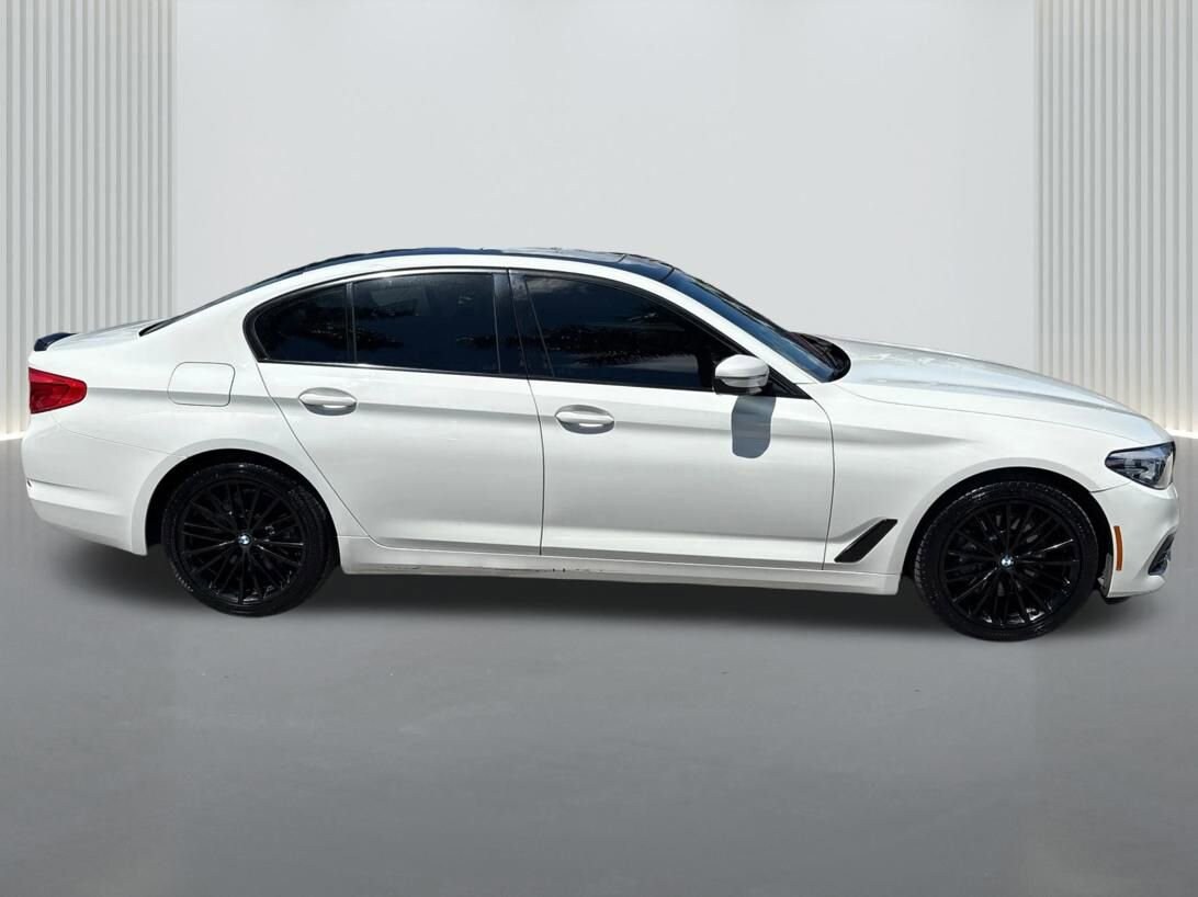 2020 Bmw 530i Sedan photo 4