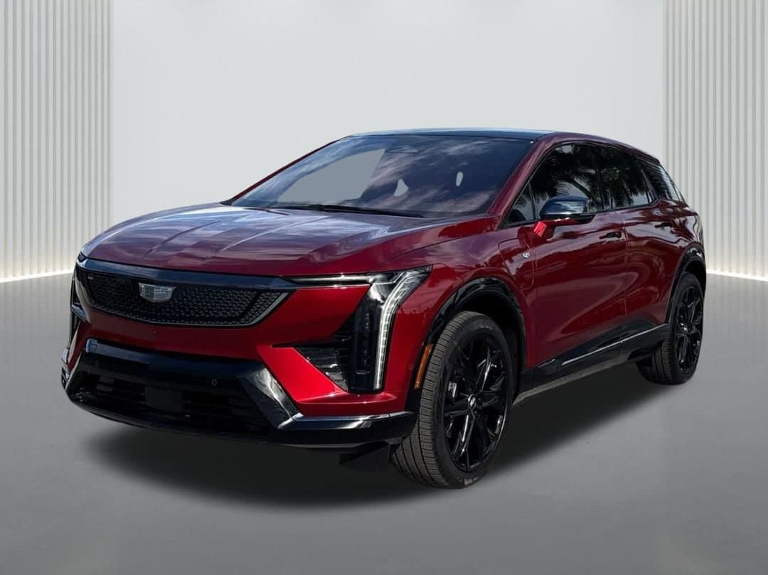 2025 Cadillac OPTIQ Sport 1's photo