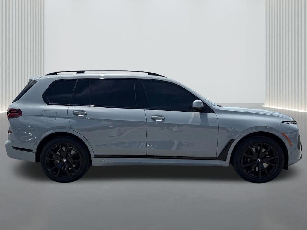 Used 2025 BMW X7 xDrive40i
