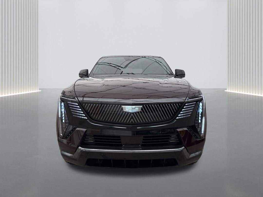 2025 Cadillac Escalade IQ Sport photo 2