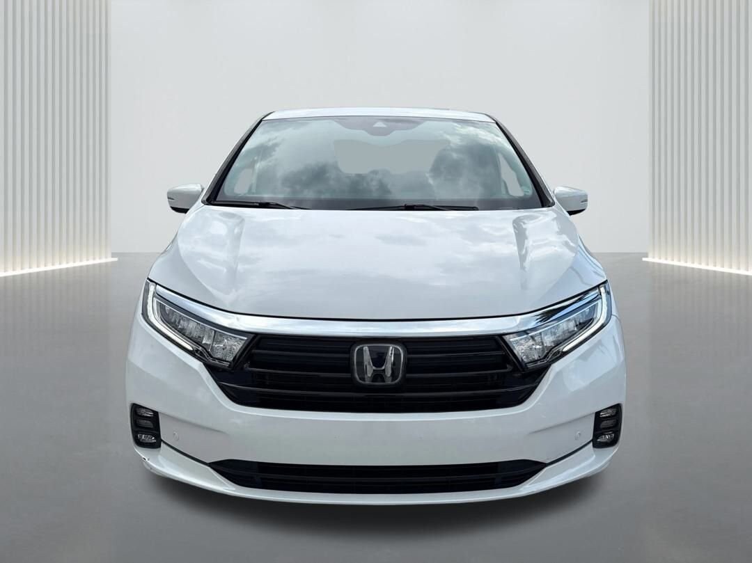 2024 Honda Odyssey Elite photo 2