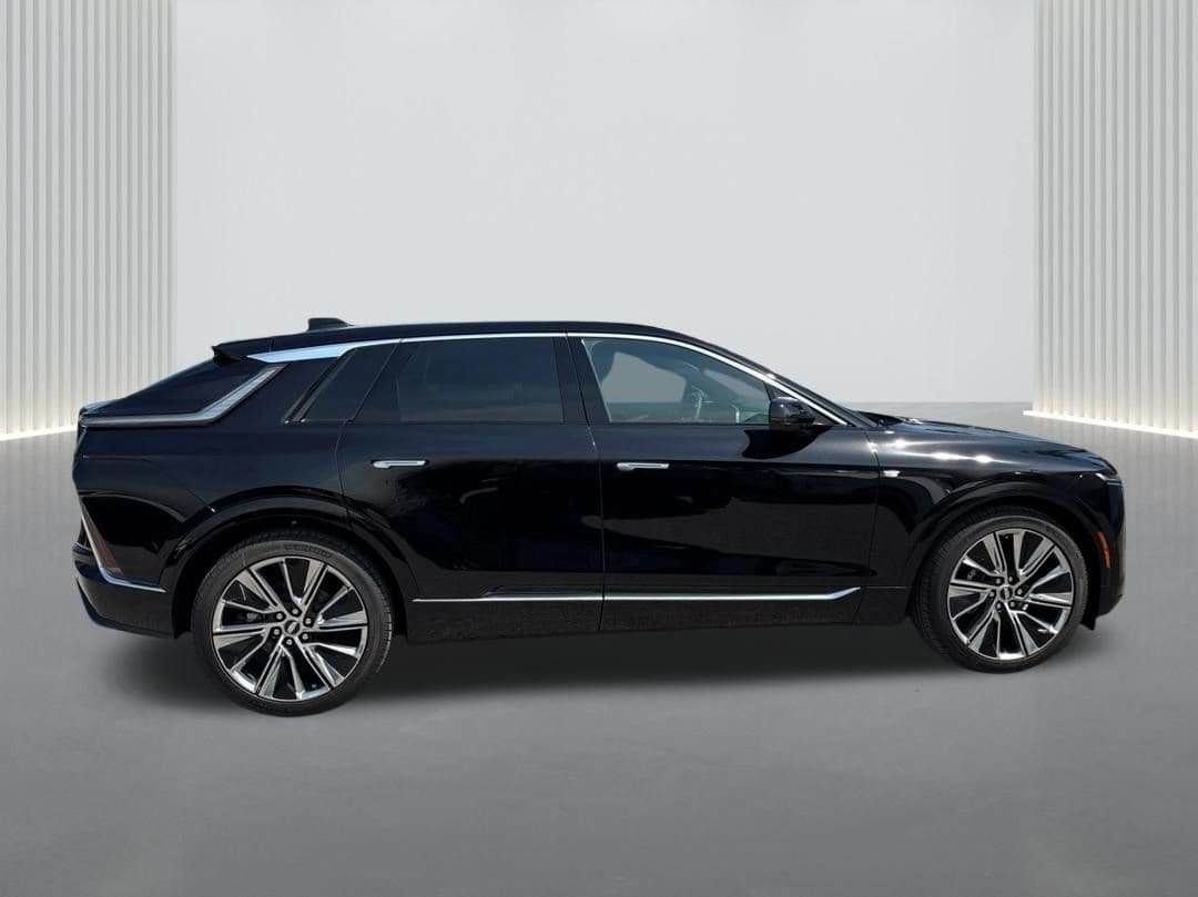 2026 Cadillac LYRIQ Signature Luxury - Photo 4
