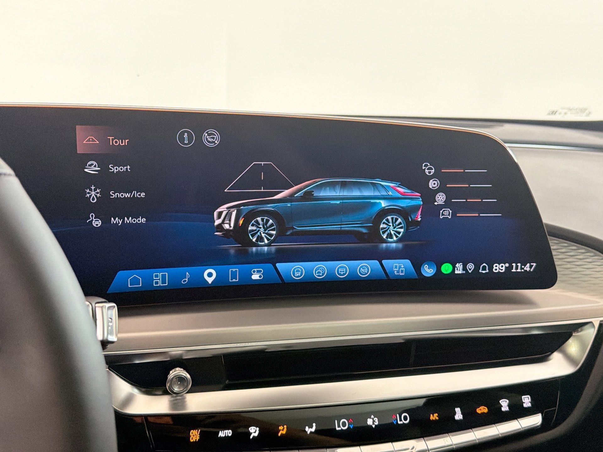 2027 Cadillac LYRIQ Sport - Photo 28