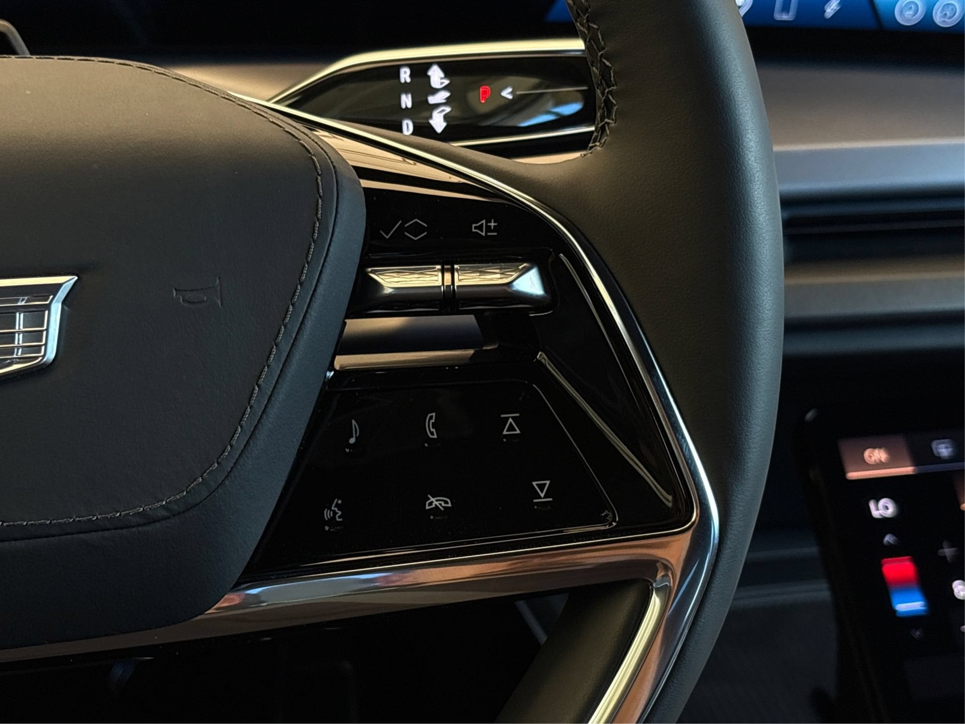 2026 Cadillac VISTIQ Platinum Sport - Photo 30
