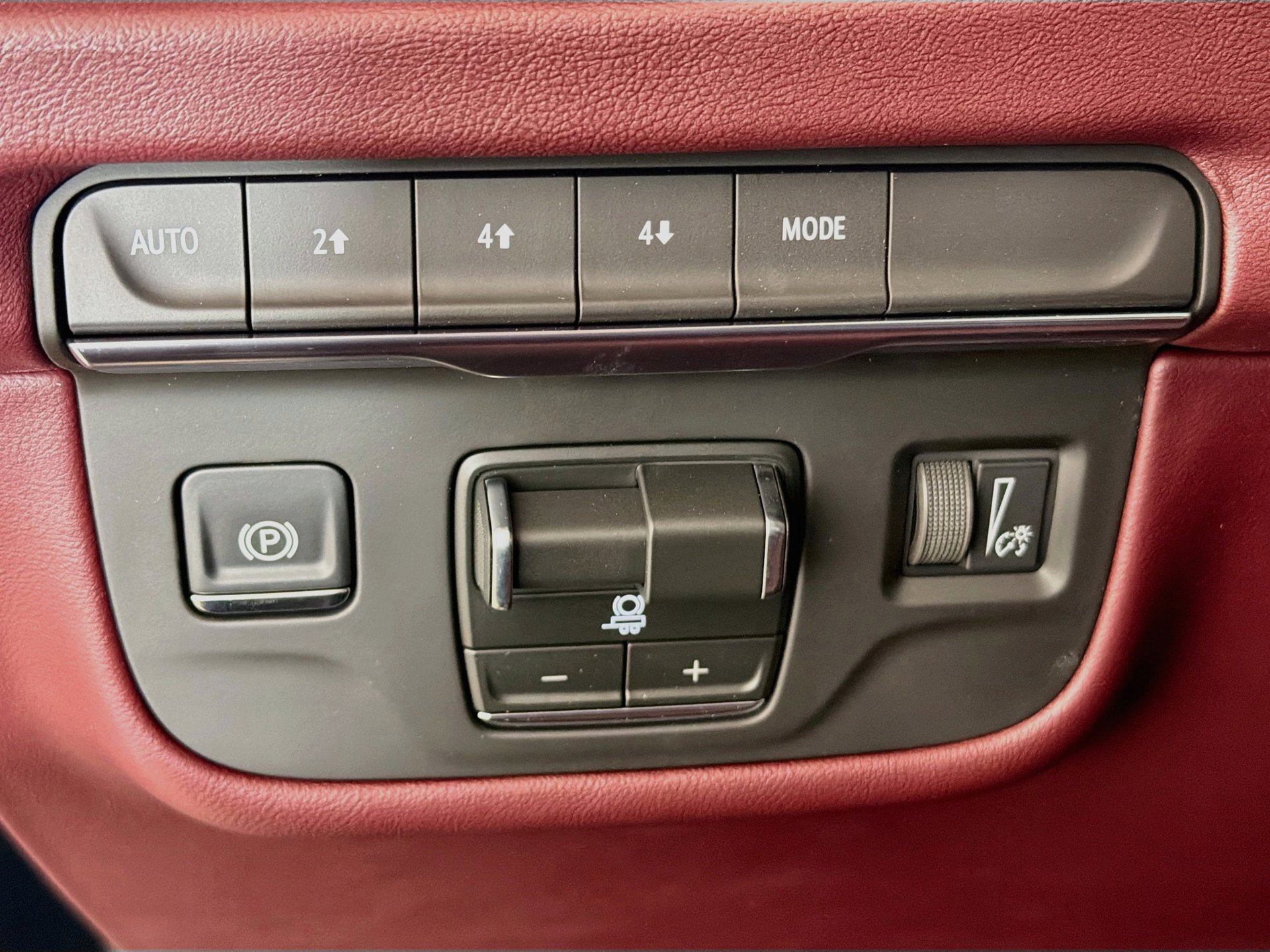 2026 Cadillac Escalade ESV Luxury - Photo 33