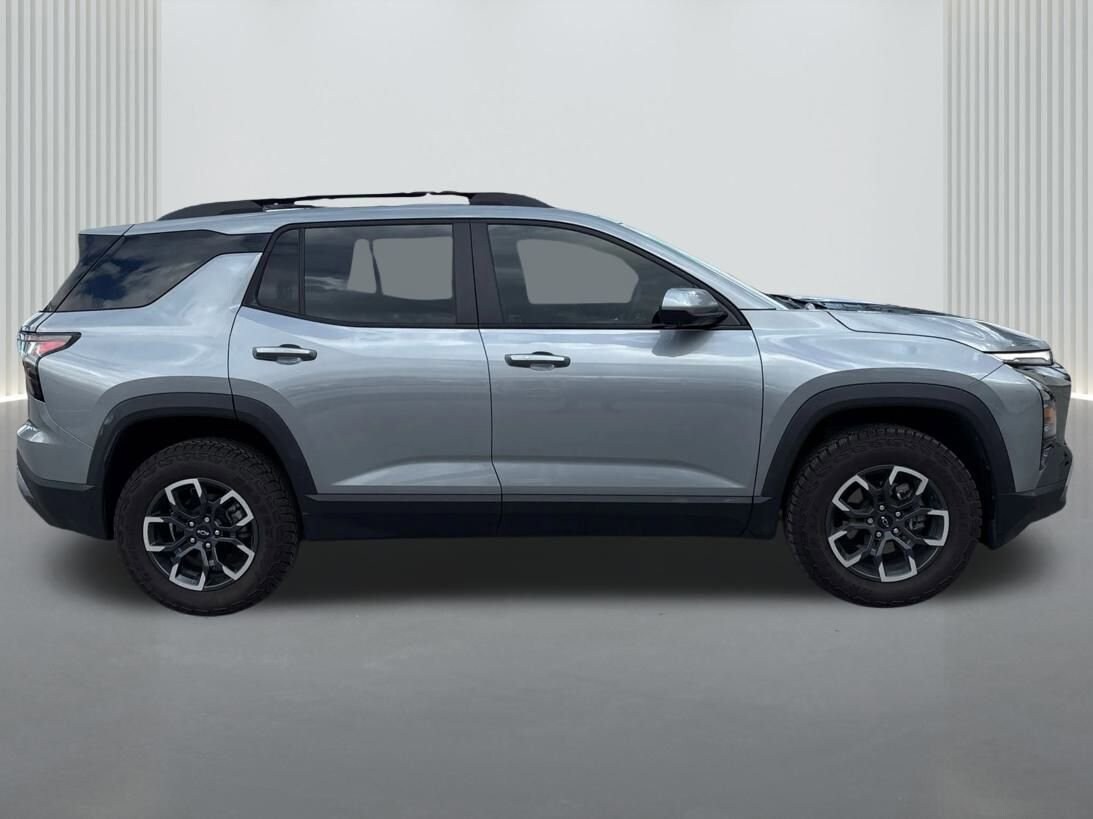 2025 Chevrolet Equinox ACTIV photo 4