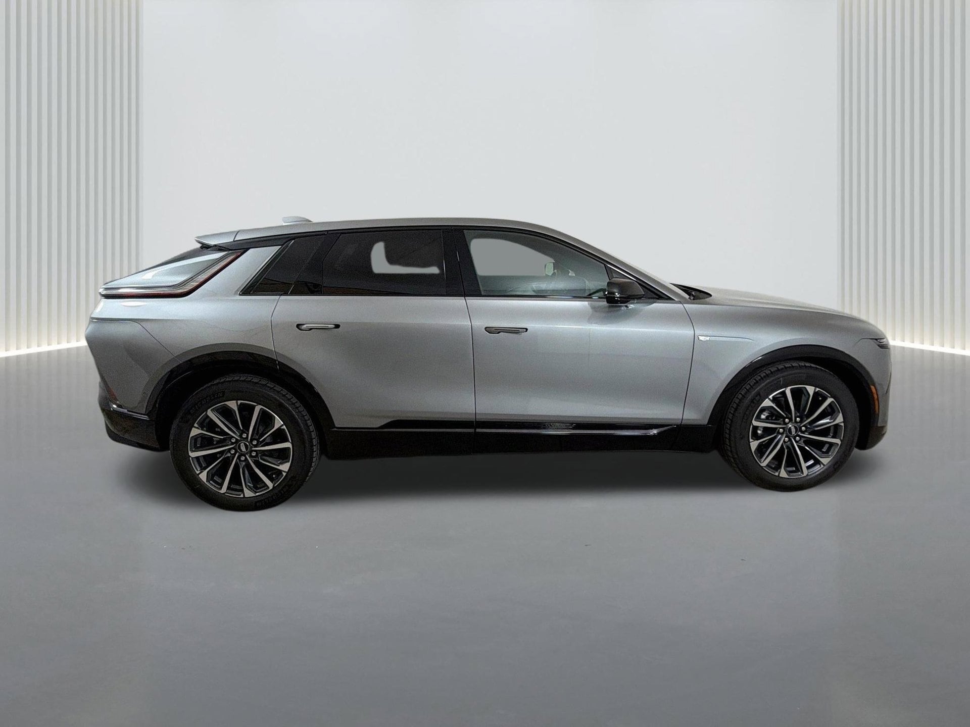 2027 Cadillac LYRIQ Sport - Photo 6