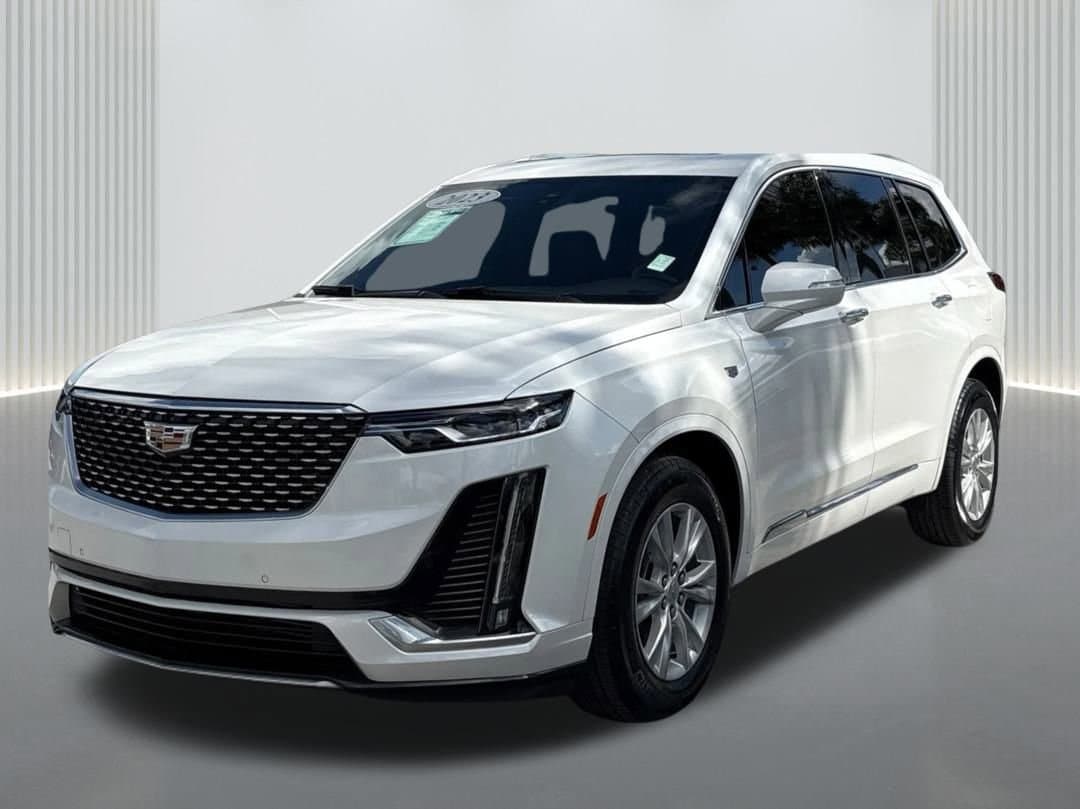 2023 Cadillac XT6 Luxury's photo