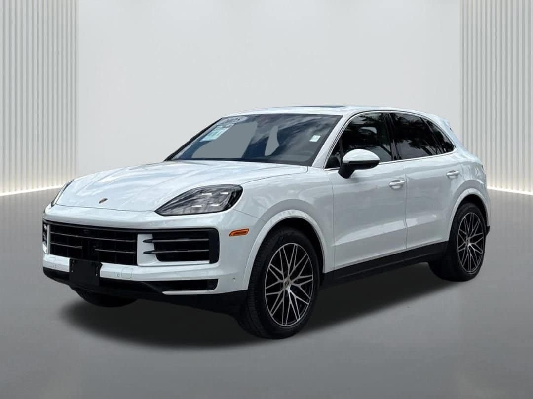2025 Porsche Cayenne Base