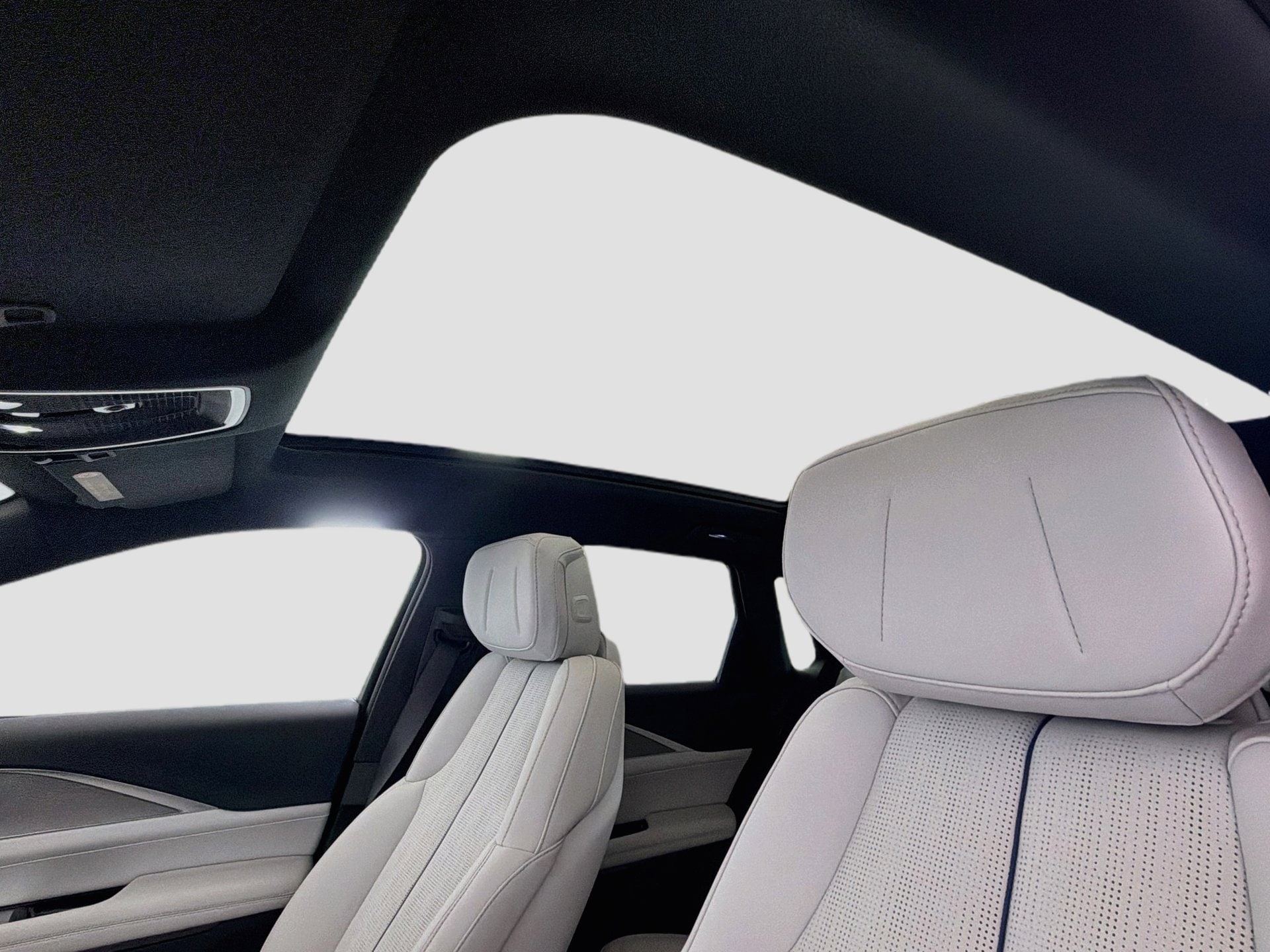 2027 Cadillac LYRIQ Sport - Photo 25