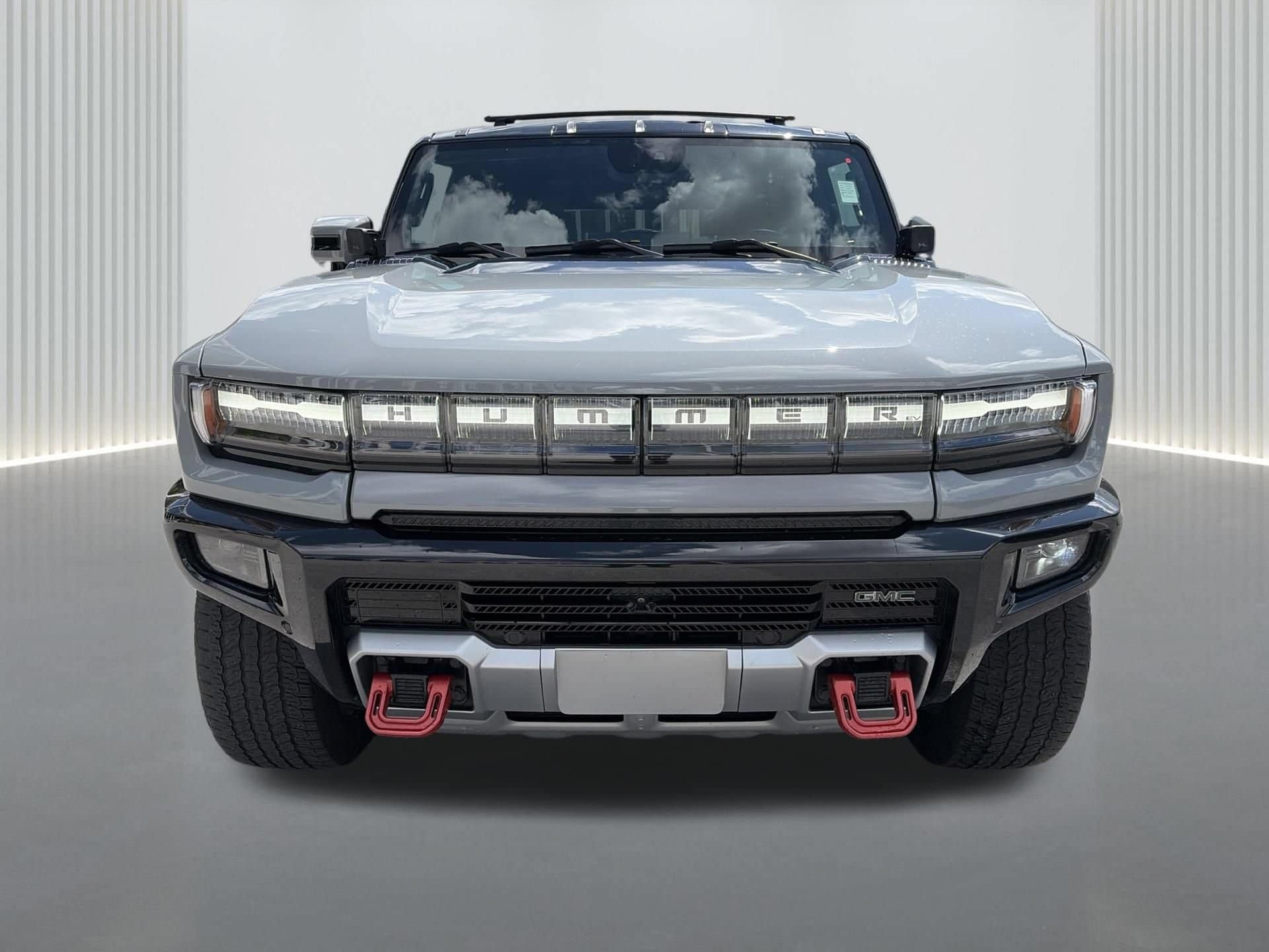 2024 GMC Hummer EV 2X SUV's photo