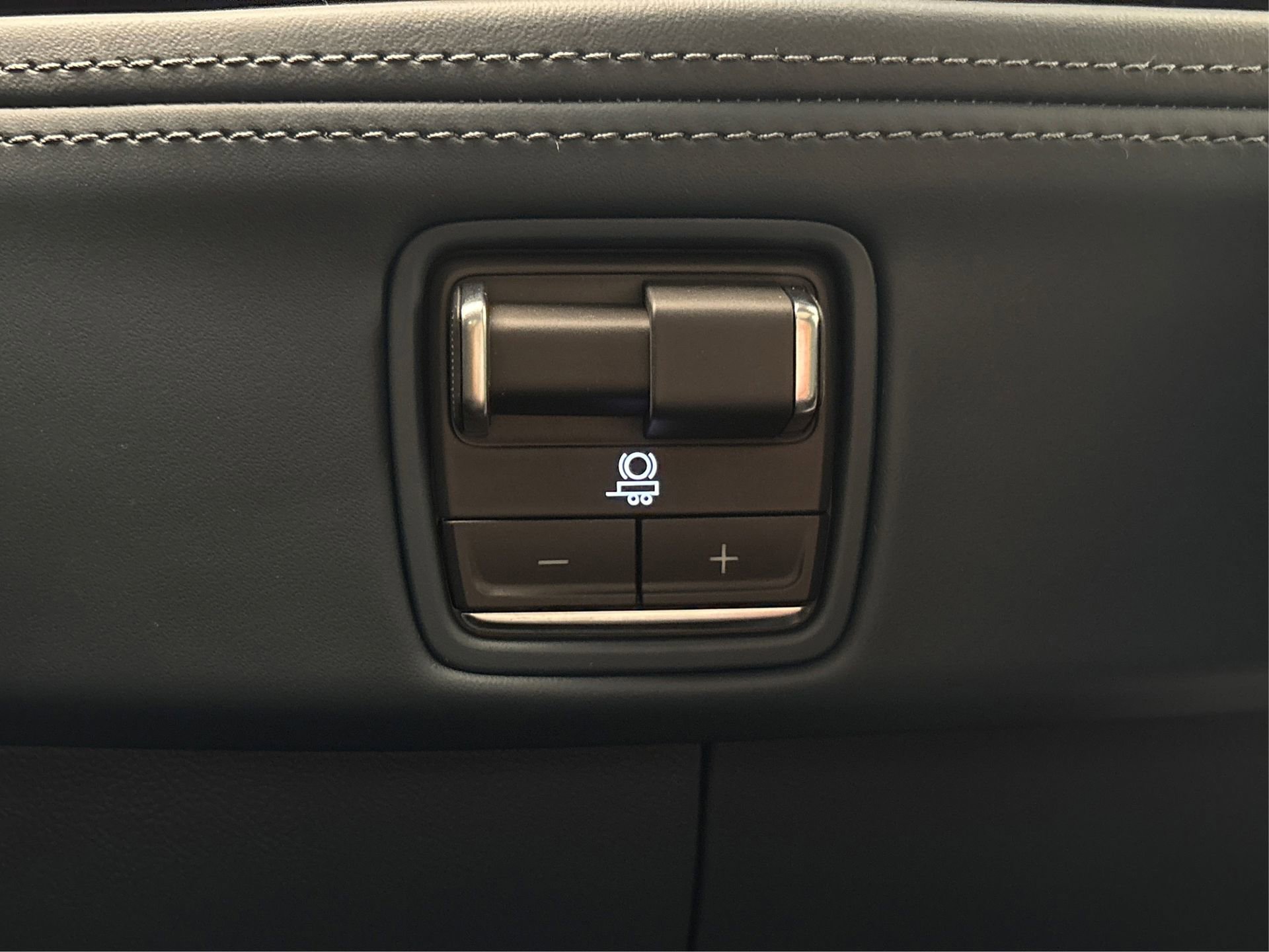 2025 Cadillac Escalade IQ Luxury 2 - Photo 27