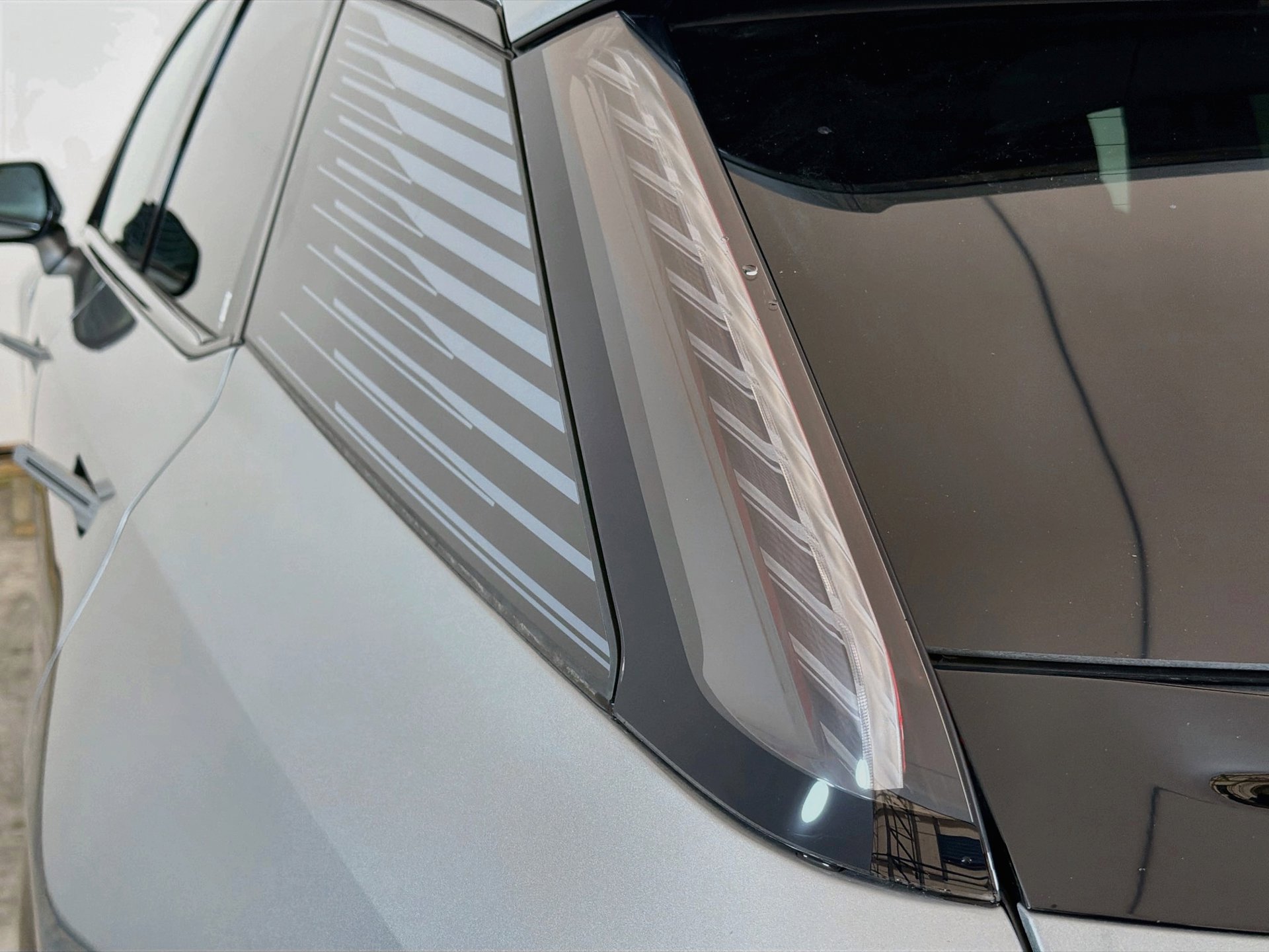 2027 Cadillac OPTIQ Sport - Photo 10